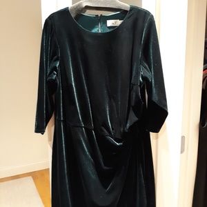 Velvet Emerald Green Cocktail Dress